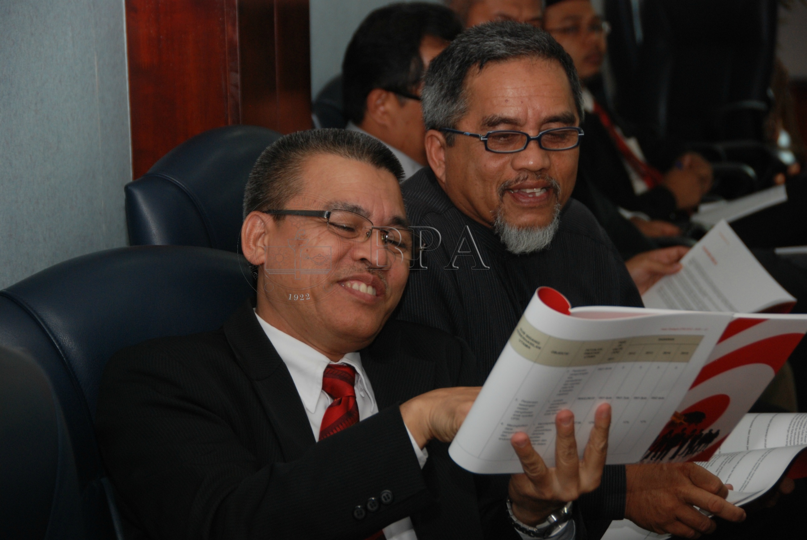 BPA 12 65 buku DSC 1713